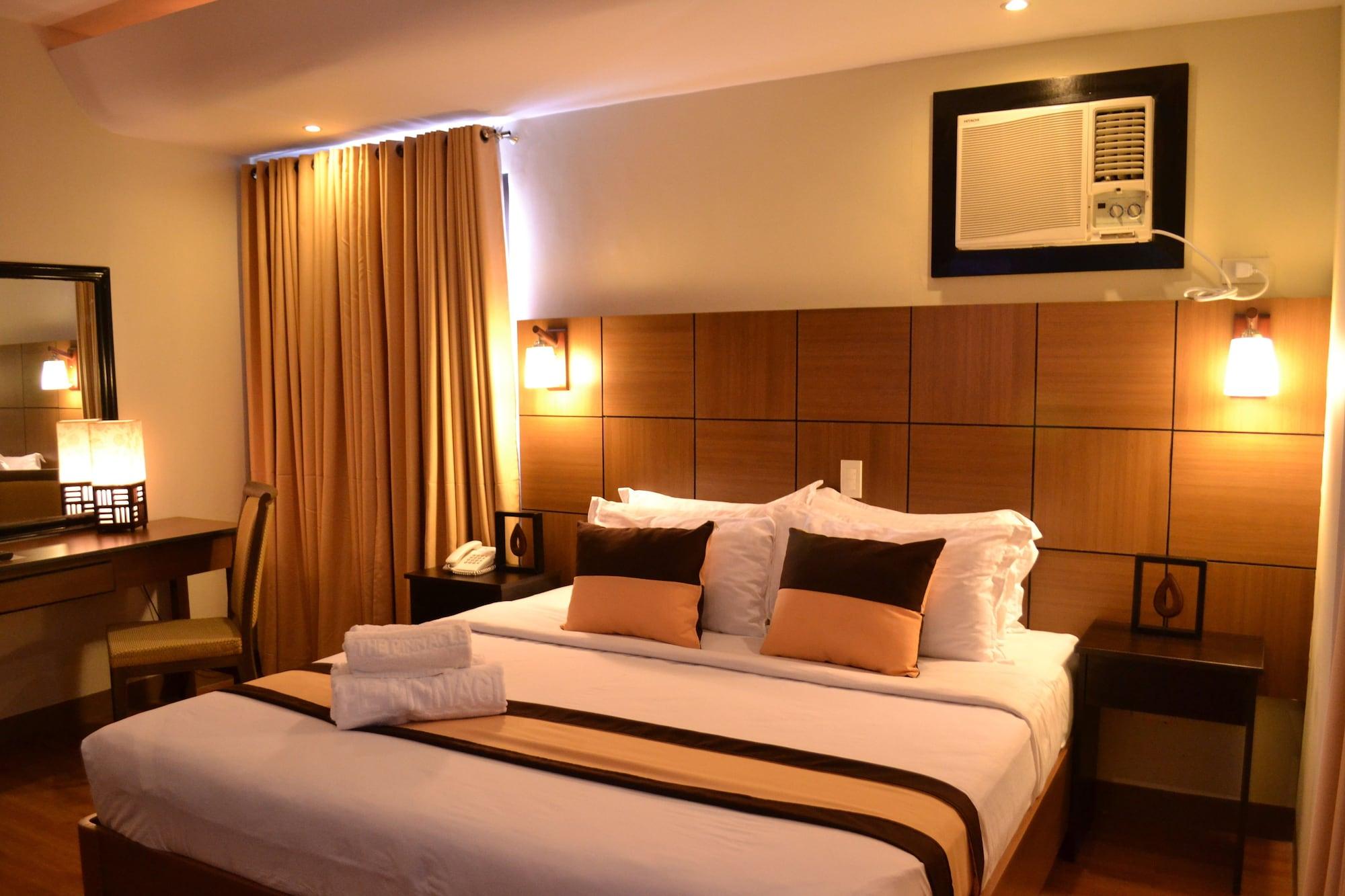 The Pinnacle Hotel And Suites Davao Exterior photo